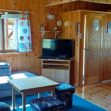 - Letniskowy Nad Jeziorem Holiday home *